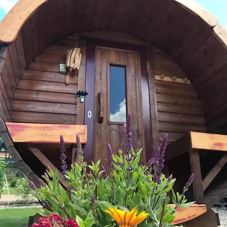 La Pierre Trouee D'hotes Hotel *