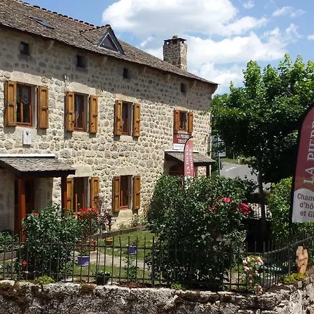 La Pierre Trouée D'hôtes Couette-café *