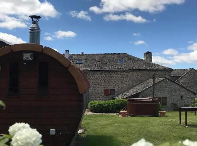 La Pierre Trouee D'hotes Hotel *