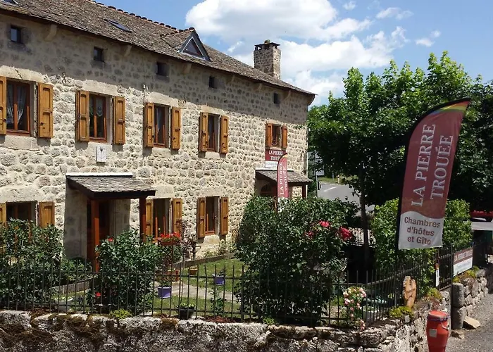 La Pierre Trouee D'hotes Hotel *
